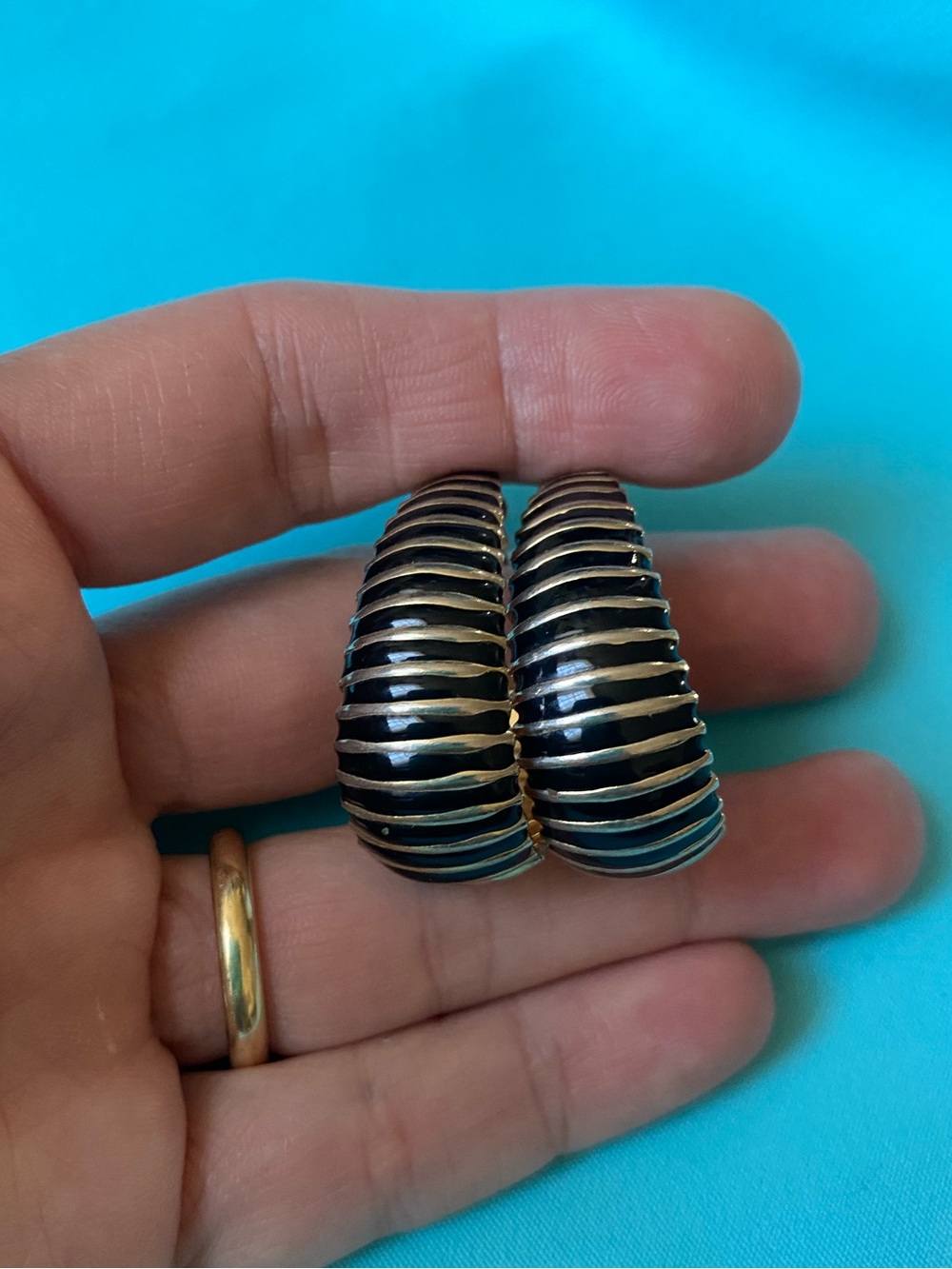 Vintage Textured Metal Hoop Earrings